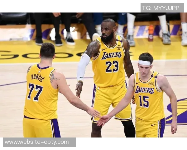 名嘴预测下赛季西部前六球队将是雷霆火箭湖人掘金快船和森林狼 名嘴预测下赛季西部前六球队将是雷霆火箭湖人掘金快船和森林狼