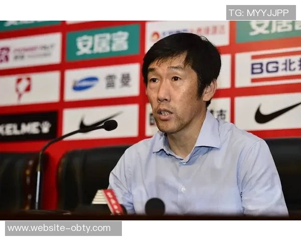 国足主帅人选或在十月揭晓足协倾向于经验丰富的欧洲教练